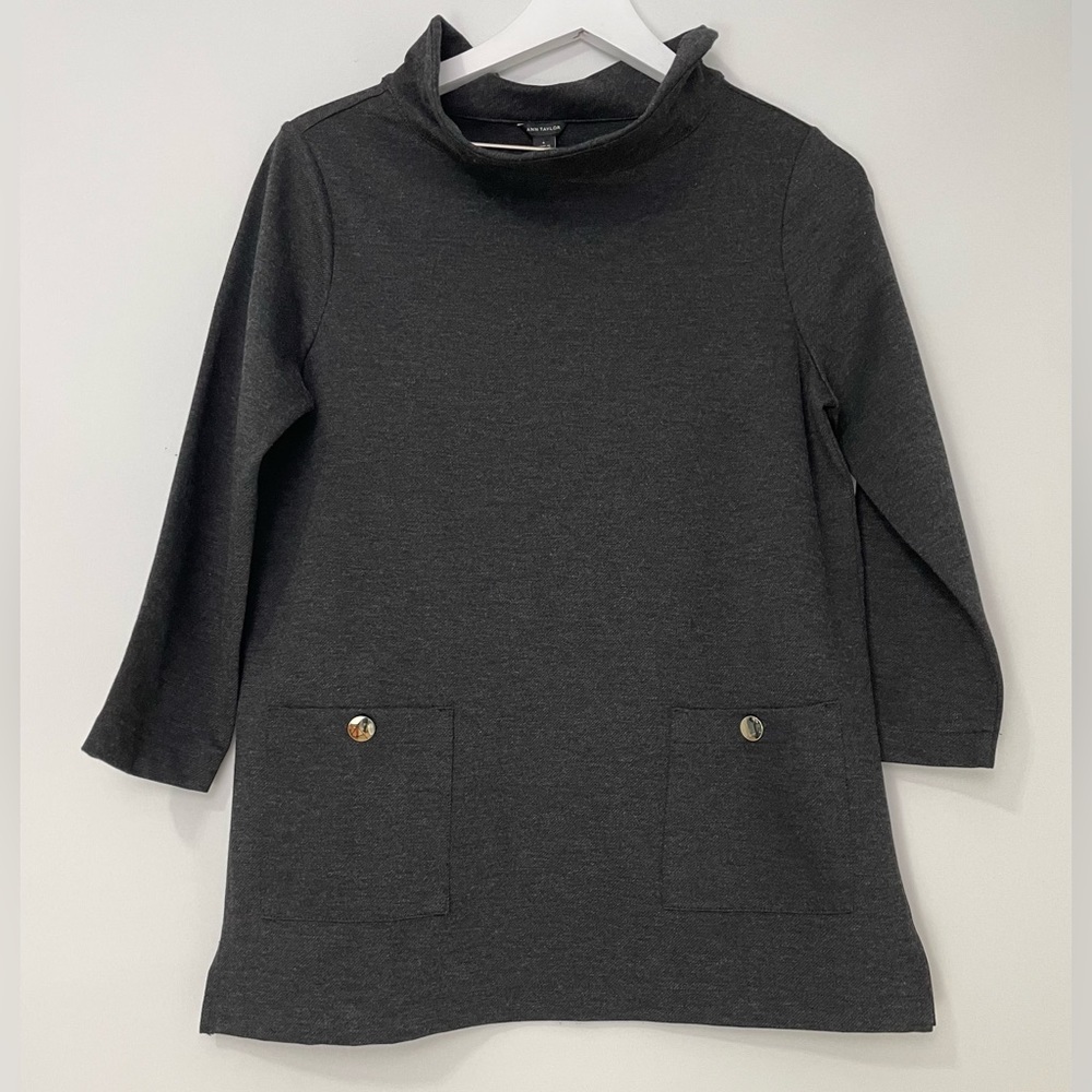 NWT Ann Taylor 3/4 Sleeve Cowl Neck Top Gray Size Small